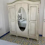 Oda ve Kahvaltı La Marinella 3*