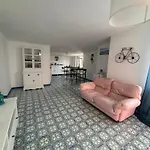 La Marinella Oda ve Kahvaltı