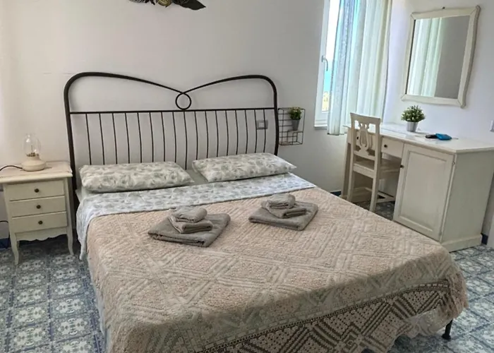 La Marinella Bed & Breakfast 3*