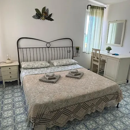 La Marinella Bed & Breakfast *