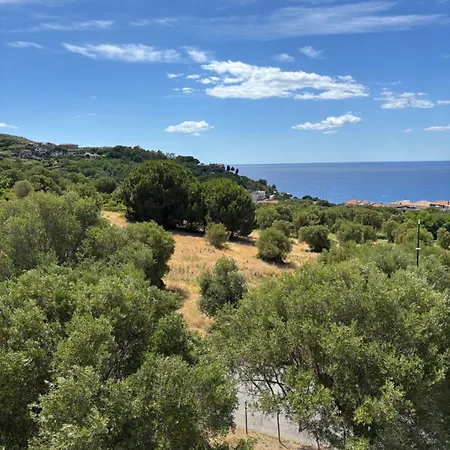 La Marinella B&B 팔리누로